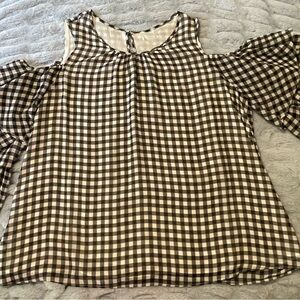 Checkered Cold Shoulder Top